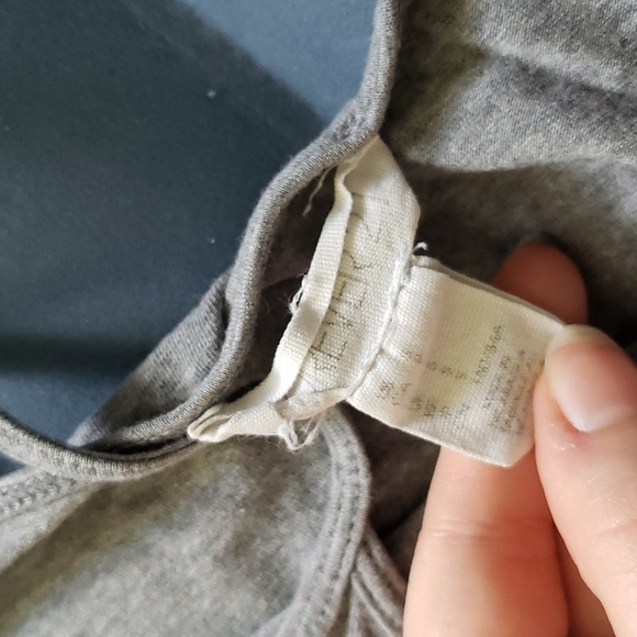 Grey small forever 21 tank - Picture 2 of 2